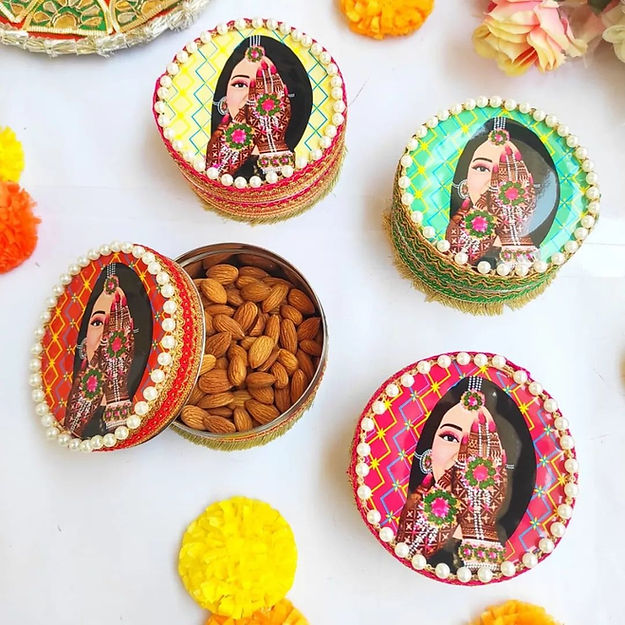 250g Mehendi Favor Boxes - Bulk
